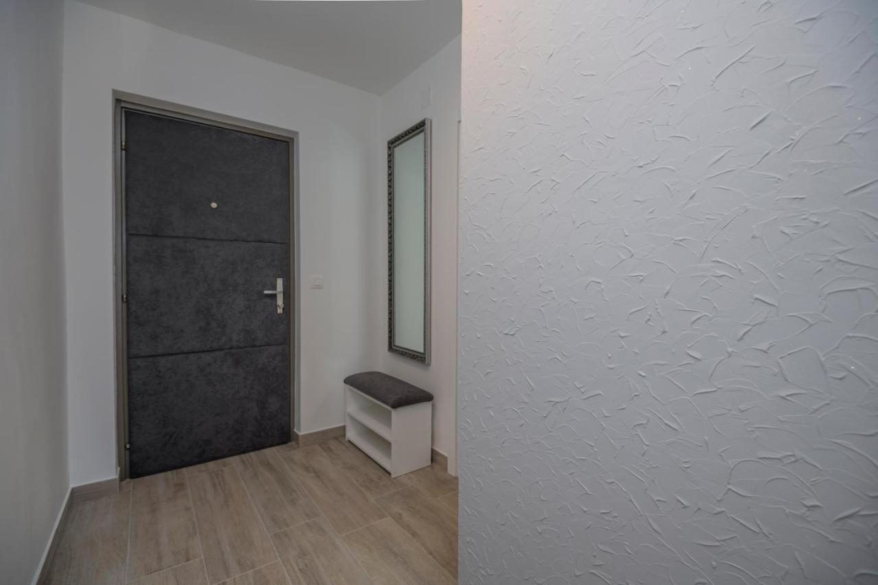 Luxury Apartment Makarska 2Min From Beach Экстерьер фото