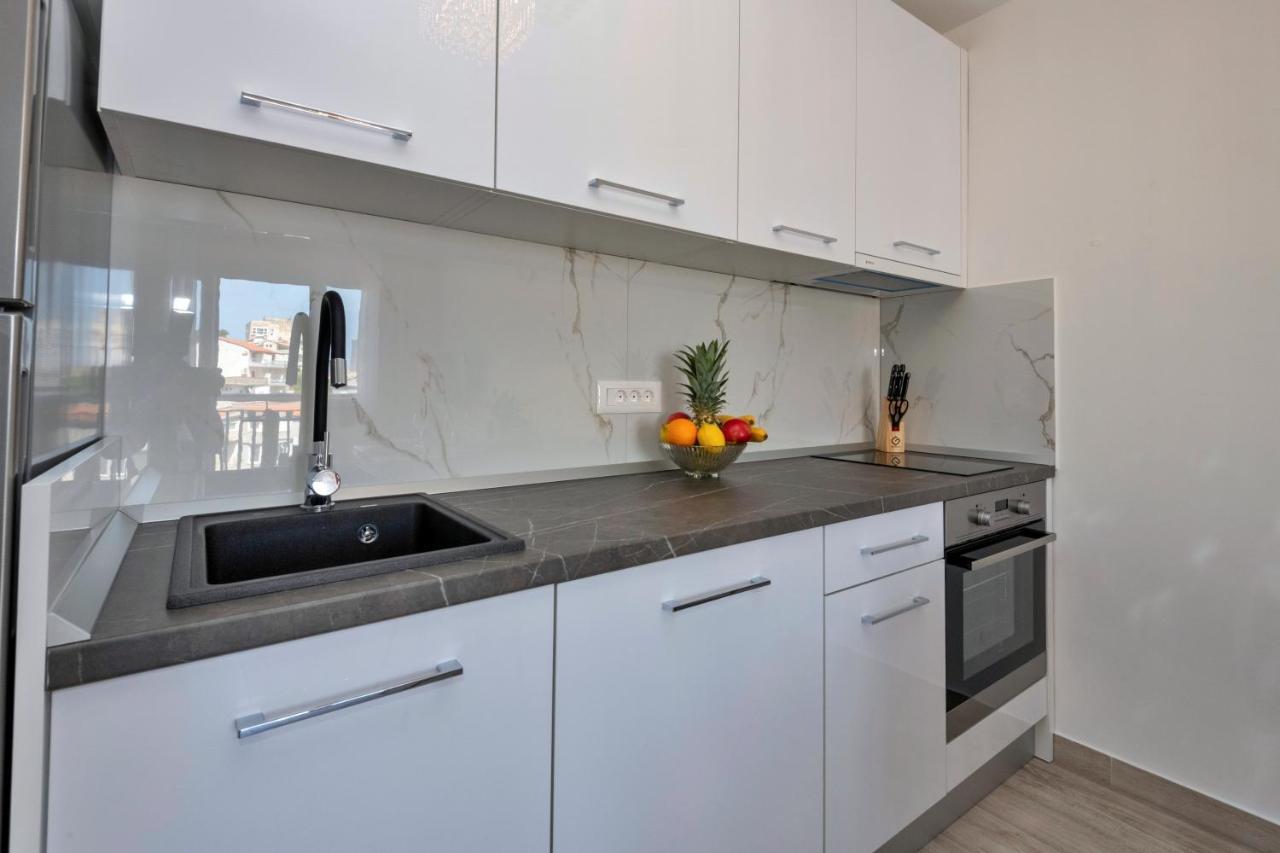 Luxury Apartment Makarska 2Min From Beach Экстерьер фото